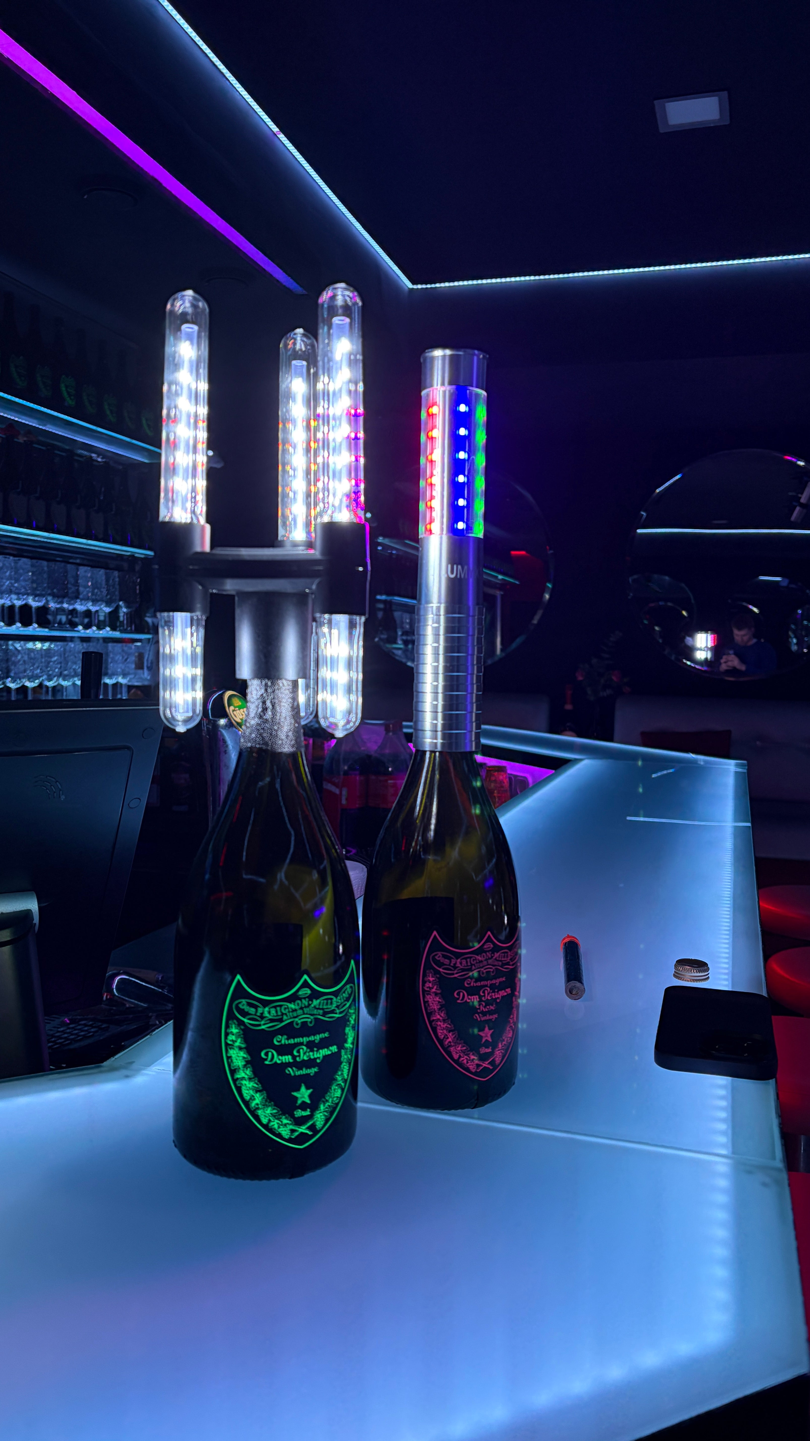 Triple LED System mit spezieller Halterung für Champagnerflaschen wie Dom Pérignon